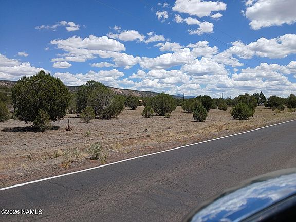 4th image of 4041 N Double A Ranch Rd