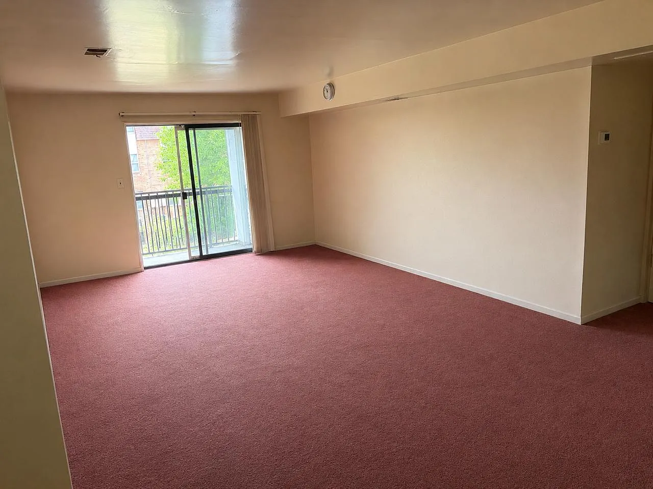 2 bed, 1282 sqft, $2,450 — Photo 2