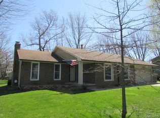 39656 Clearview St, Harrison Township, MI