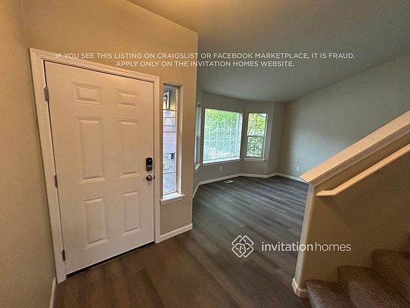 4th image of 19118 25th Ave E