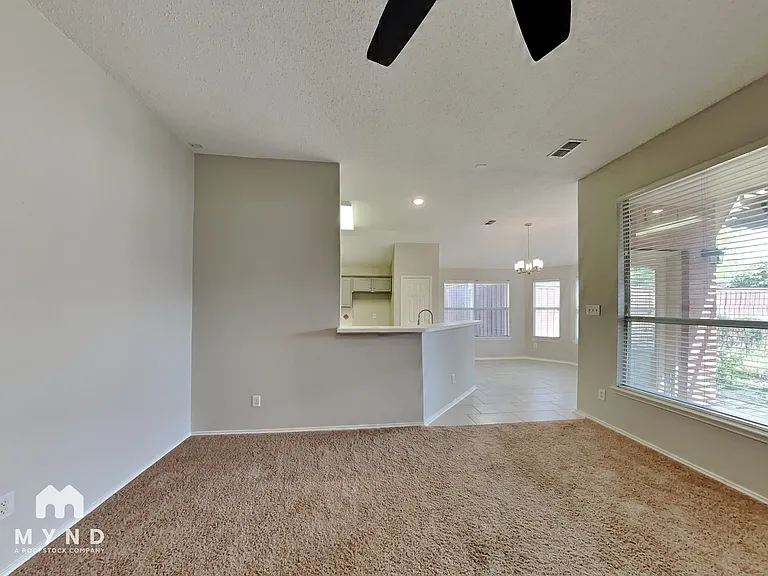 4611 Basil Dr — Photo 3