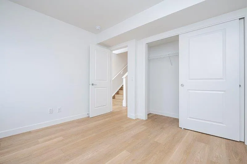 4 bed, 3.5 bath, 1471 sqft, $2,300 — Photo 4