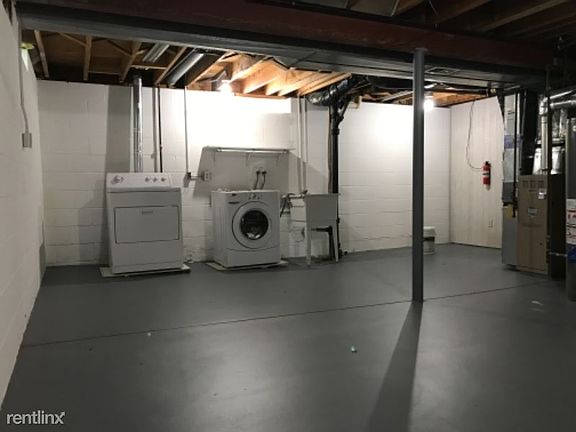 5th image of 188 White Bear Ave N