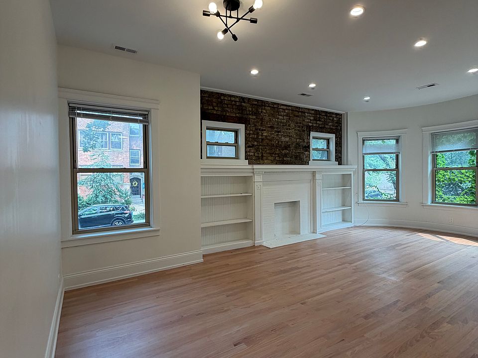1st image of 1400 W Olive Ave #3
