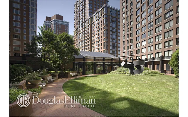 Rented by Douglas Elliman | media 62