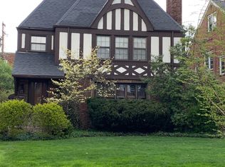 19809 Winslow Rd, Beachwood, OH 44122