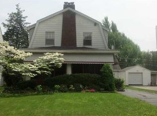 250 E Sherborne Dr, Columbus, OH 43219