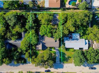 908 Garraty Rd, Terrell Hills, TX 78209