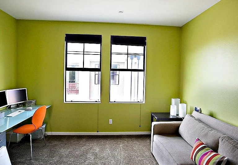 529 W Maple Ave — Photo 4