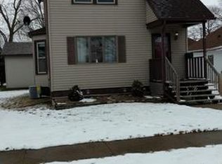 506 N Center St, Lexington, IL 61753