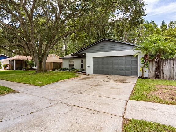 2nd image of 1257 Foxwood Dr