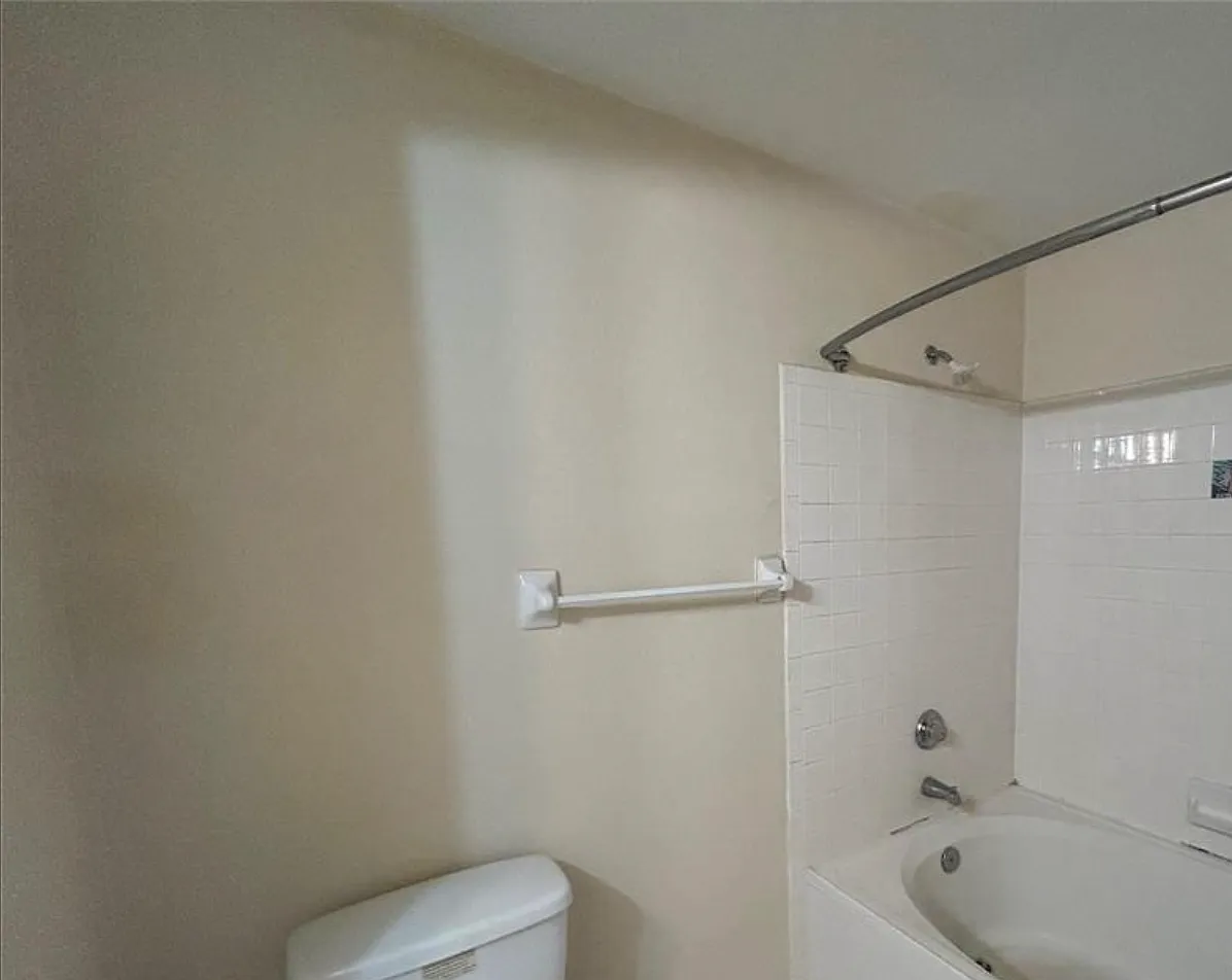 1885 Palm Cove Blvd — Photo 3