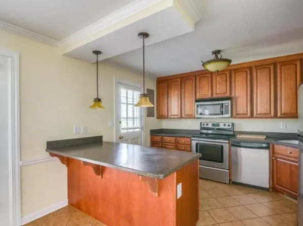 380 D Hanover Arms Ct, Winston Salem, NC 27104