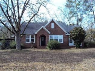 61 N Poplar St, Butler, GA 31006