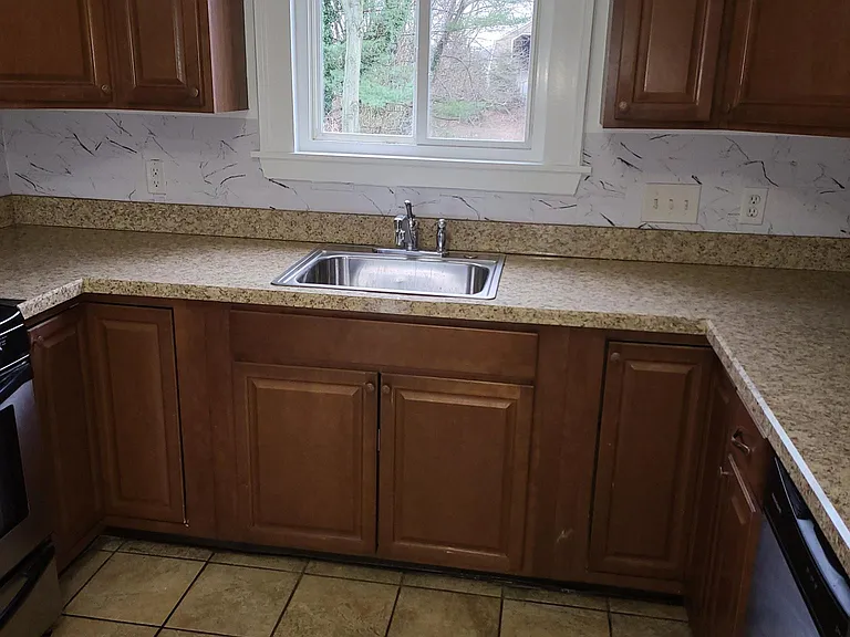 138 Greenwich Ave — Photo 11