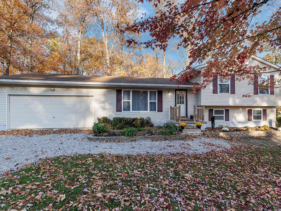 1st image of 2070 Cinnamon Dr E