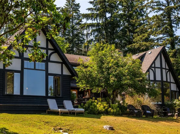 133 Arnell Way, Saltspring Island, BC V8K 2G1