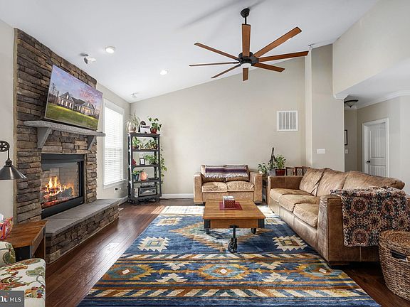 4th image of 11296 Orchid Ln