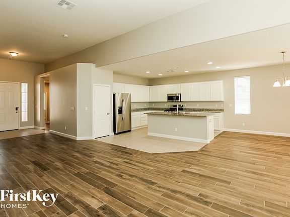 3rd image of 3947 Keasberry Ave