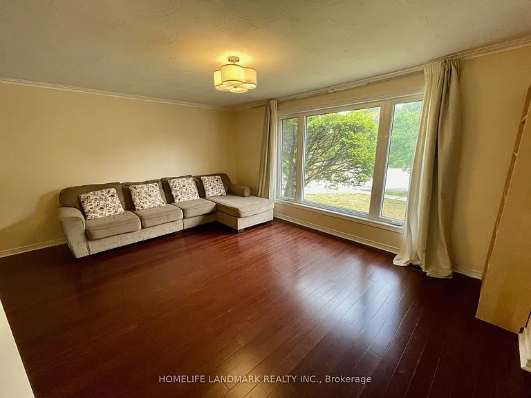 23 Beethoven Ct — Photo 3