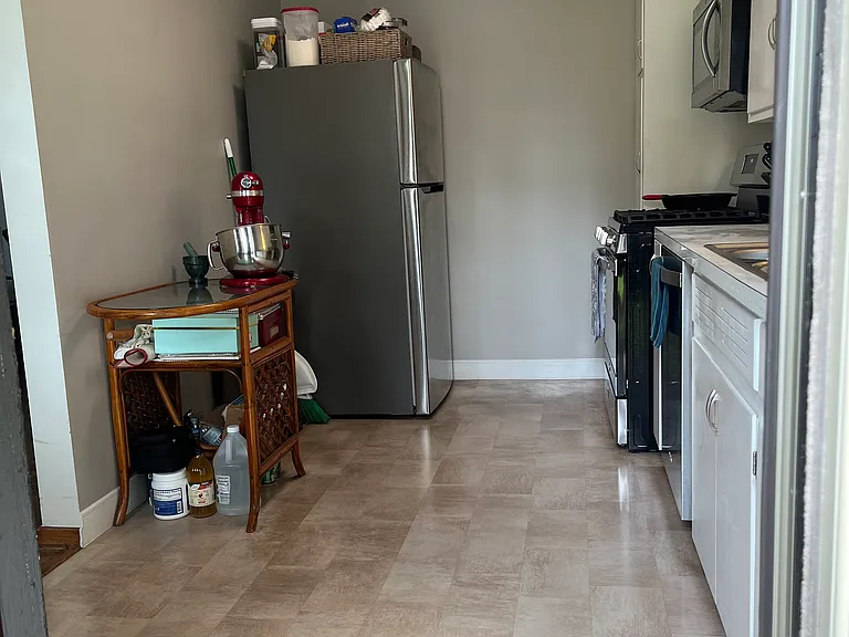 1415 Broadview Ave #B — Photo 14