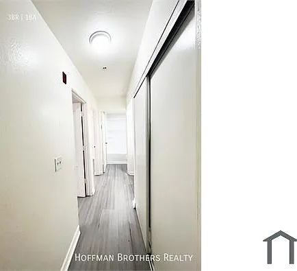 2637 S Manhattan Pl #7 — Photo 9