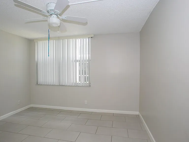 9441 Live Oak Pl #106 — Photo 8