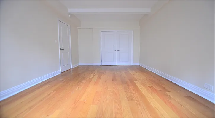 Rented by Manhattan Realty Group | media 21