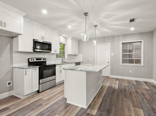 9525 W Pomona Dr, Baton Rouge, LA 70815