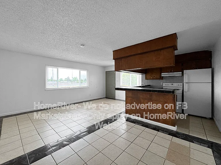 10 Nedra Ct #4 — Photo 4