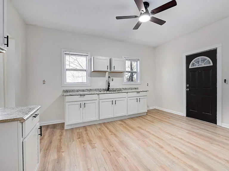 9701 Heath Ave — Photo 24