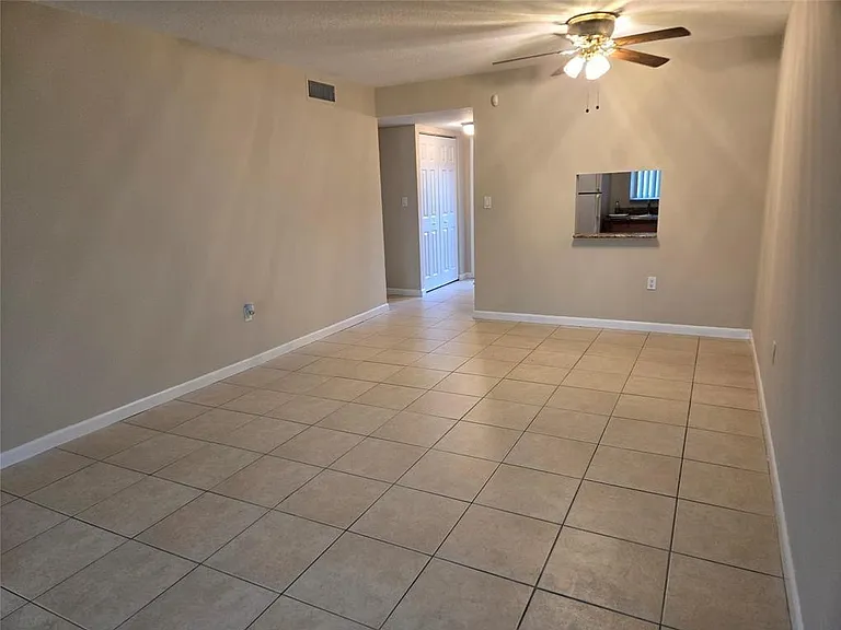 8590 Sunrise Lakes Blvd #106 — Photo 4