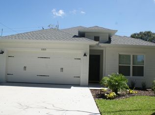 1325 Charlotte Ave, Sarasota, FL 34239