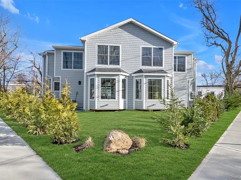 1 Manhasset Ave #B — Photo 28