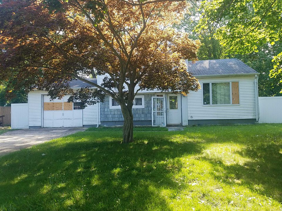 1st image of 633 Americus Ave