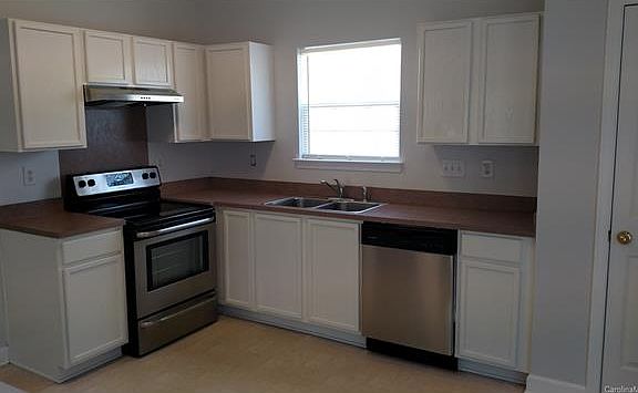 3rd image of 4136 Brawer Farm Dr