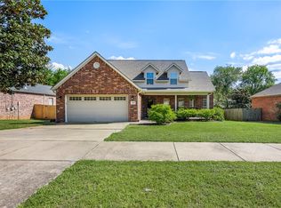 4829 W New Bridge Rd, Fayetteville, AR 72704
