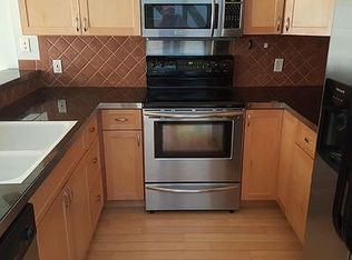 1805 B St, Hood River, OR 97031