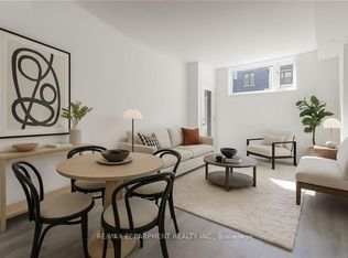 1135 Cooke Blvd #105, Burlington, ON L7T 4A8