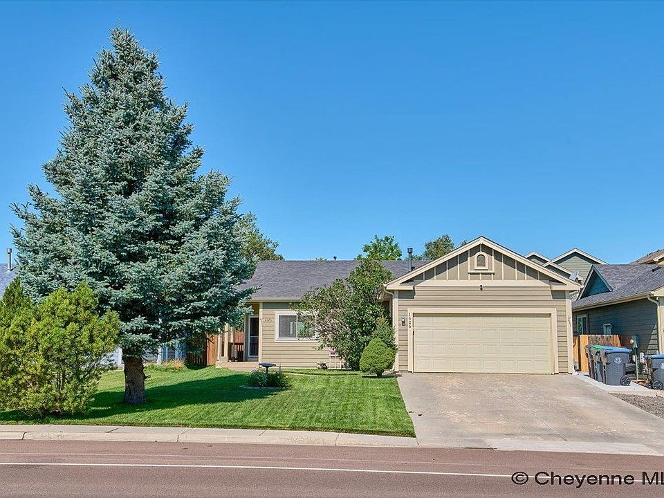 1st image of 1626 Meadow Dr