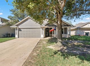 2706 Barronwood Dr, Bryan, TX 77807