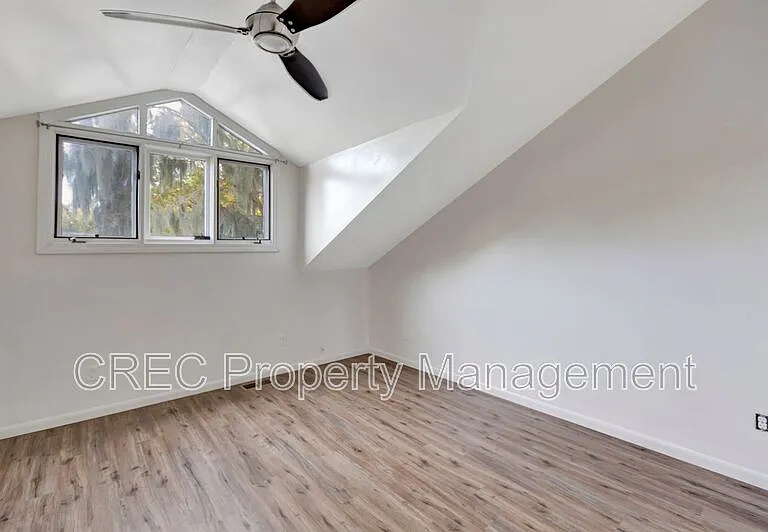 4419 Great Oak Dr — Photo 21