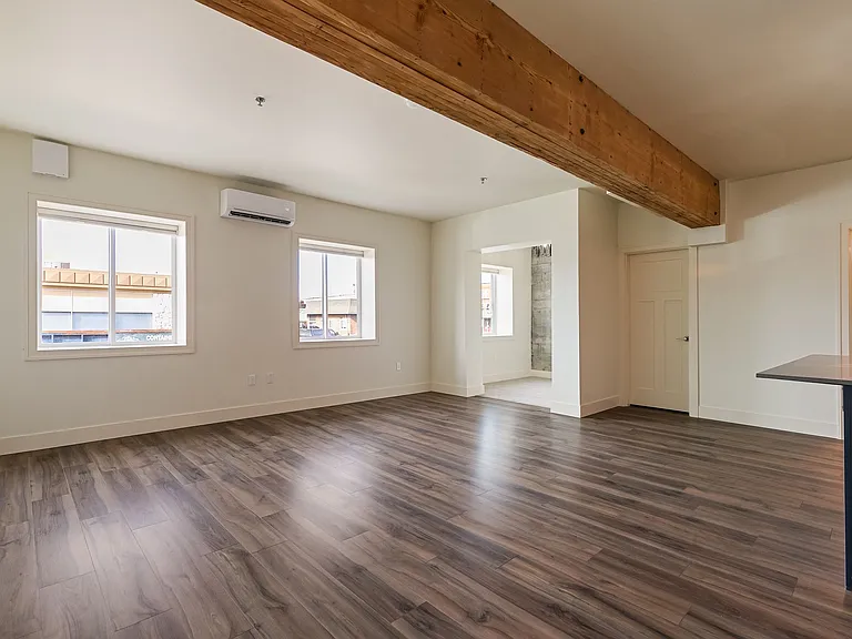 720 Murdock St — Photo 6