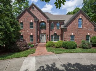 303 Pearce Dr, Jamestown, NC 27282