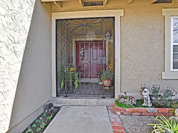 4th image of 5328 Ayrshire Dr