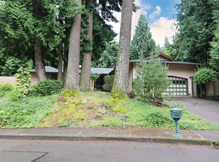 930 SE 27th St, Gresham, OR 97080