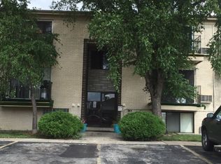 3237 S 50th Ct APT 102, Cicero, IL 60804