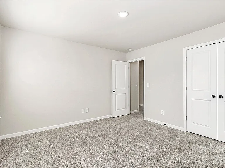 8208 Stonemere Ln — Photo 24