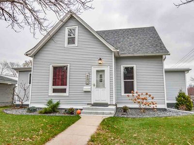 420 W 12th St, Cedar Falls, IA, 50613