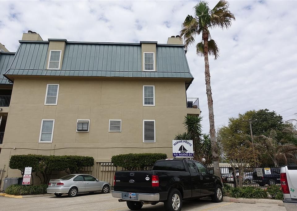 1st image of 921 Marine Dr APT 211